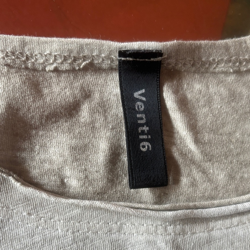 Stylish Beige Graphic Long Sleeve Top - Picture 2 of 5